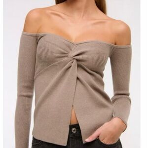Size Medium Abercrombie & Fitch Ribbed Off Shoulder Twist Front Knit Sweater Top